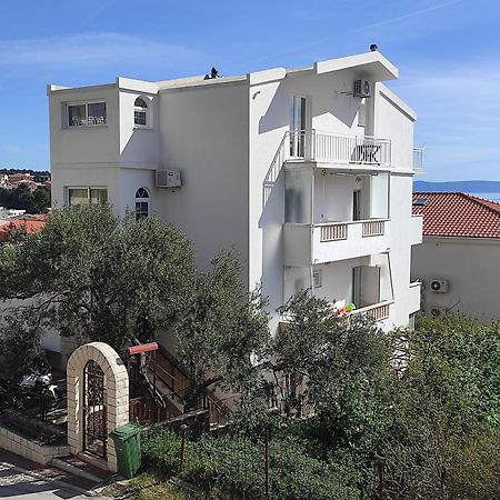Apartment Topic Baska Voda Bagian luar foto