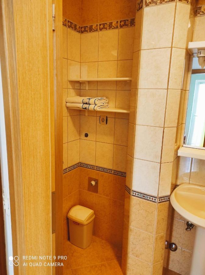 Apartment Topic Baska Voda Bagian luar foto