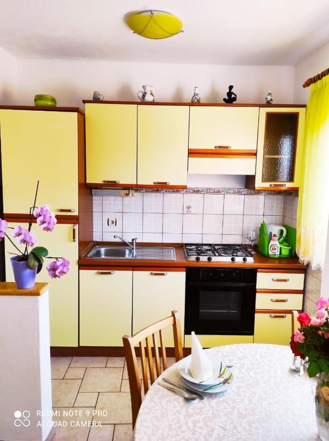 Apartment Topic Baska Voda Bagian luar foto