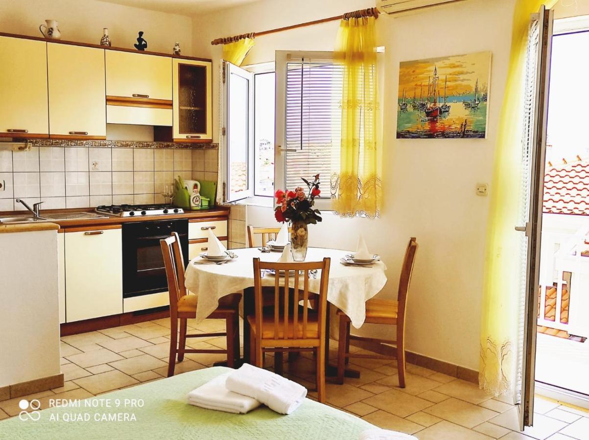 Apartment Topic Baska Voda Bagian luar foto