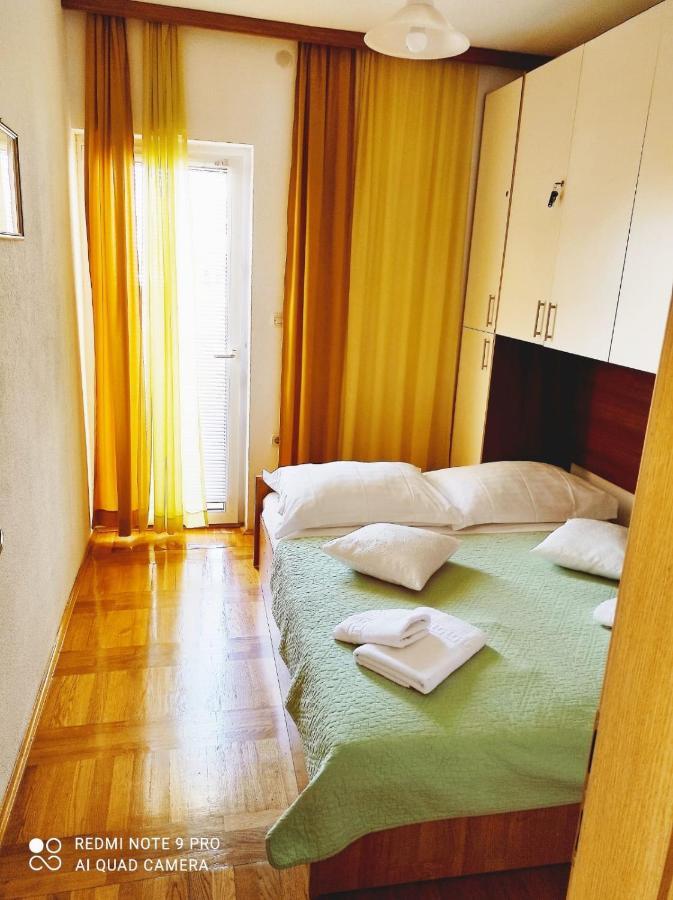 Apartment Topic Baska Voda Bagian luar foto