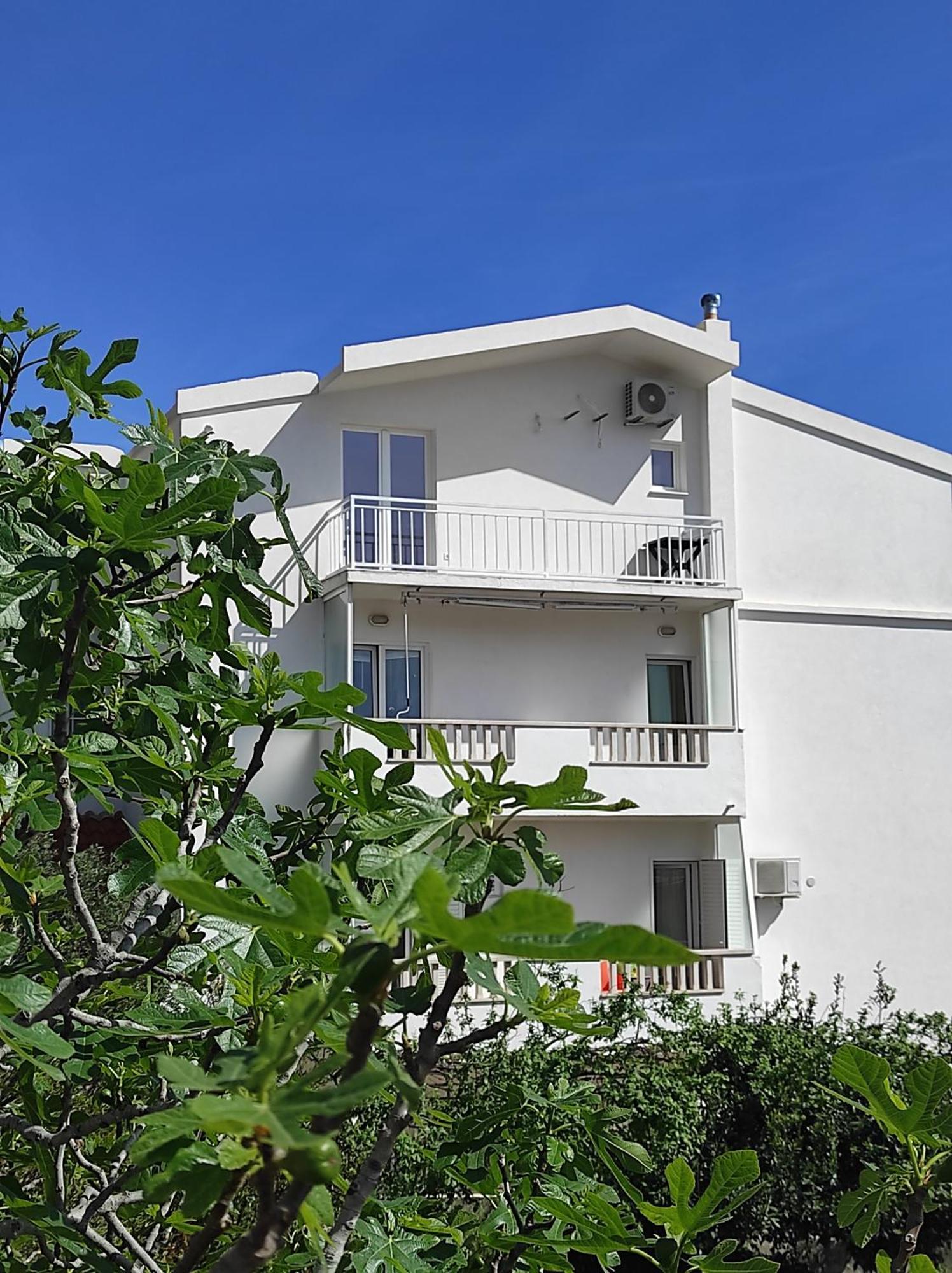 Apartment Topic Baska Voda Bagian luar foto