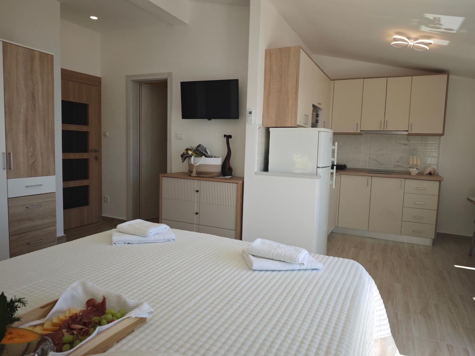 Apartment Topic Baska Voda Bagian luar foto