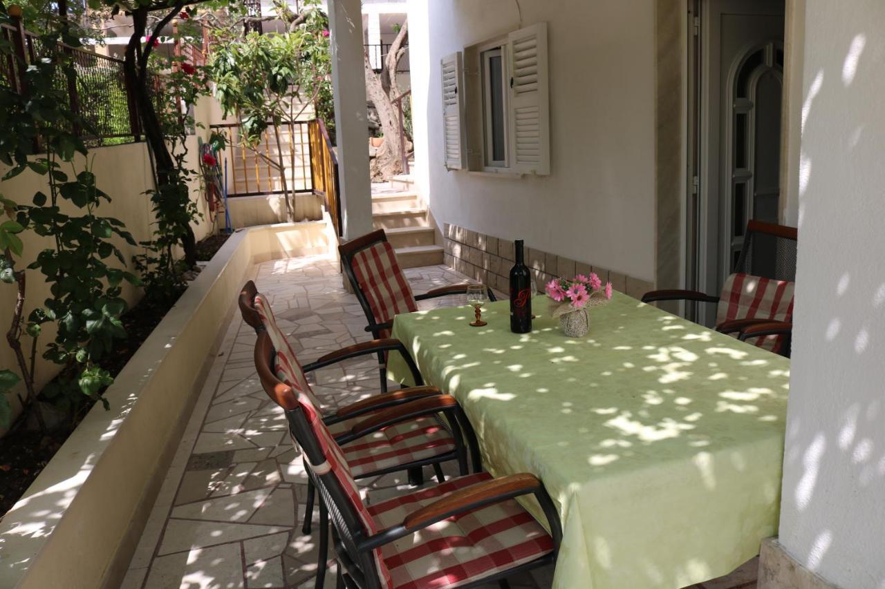 Apartment Topic Baska Voda Bagian luar foto