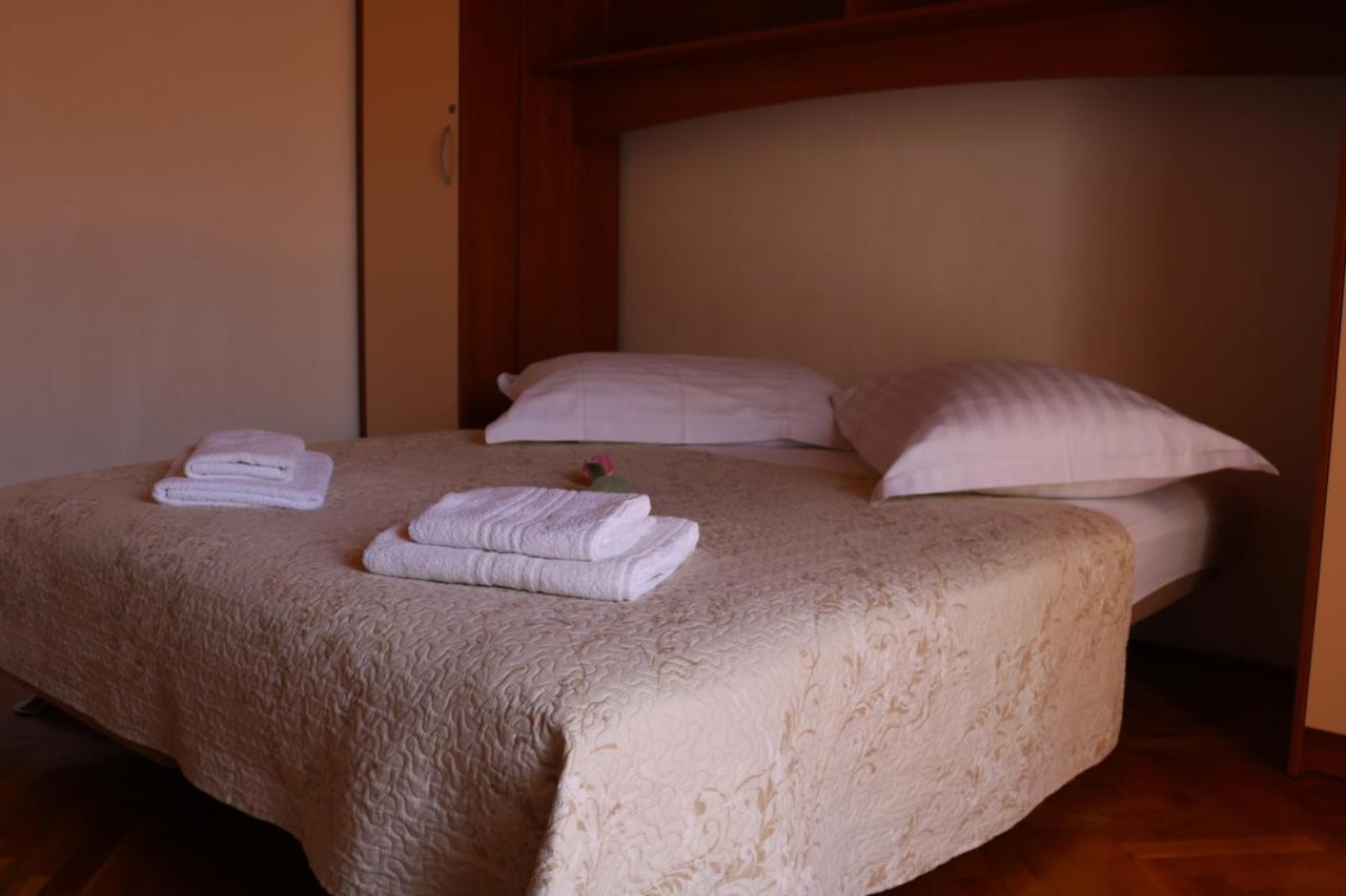 Apartment Topic Baska Voda Bagian luar foto