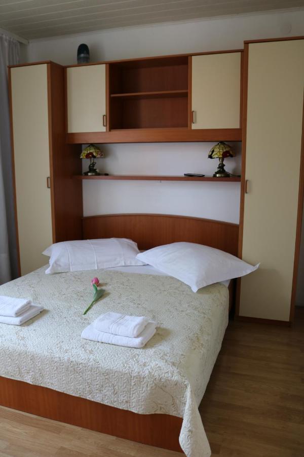 Apartment Topic Baska Voda Bagian luar foto