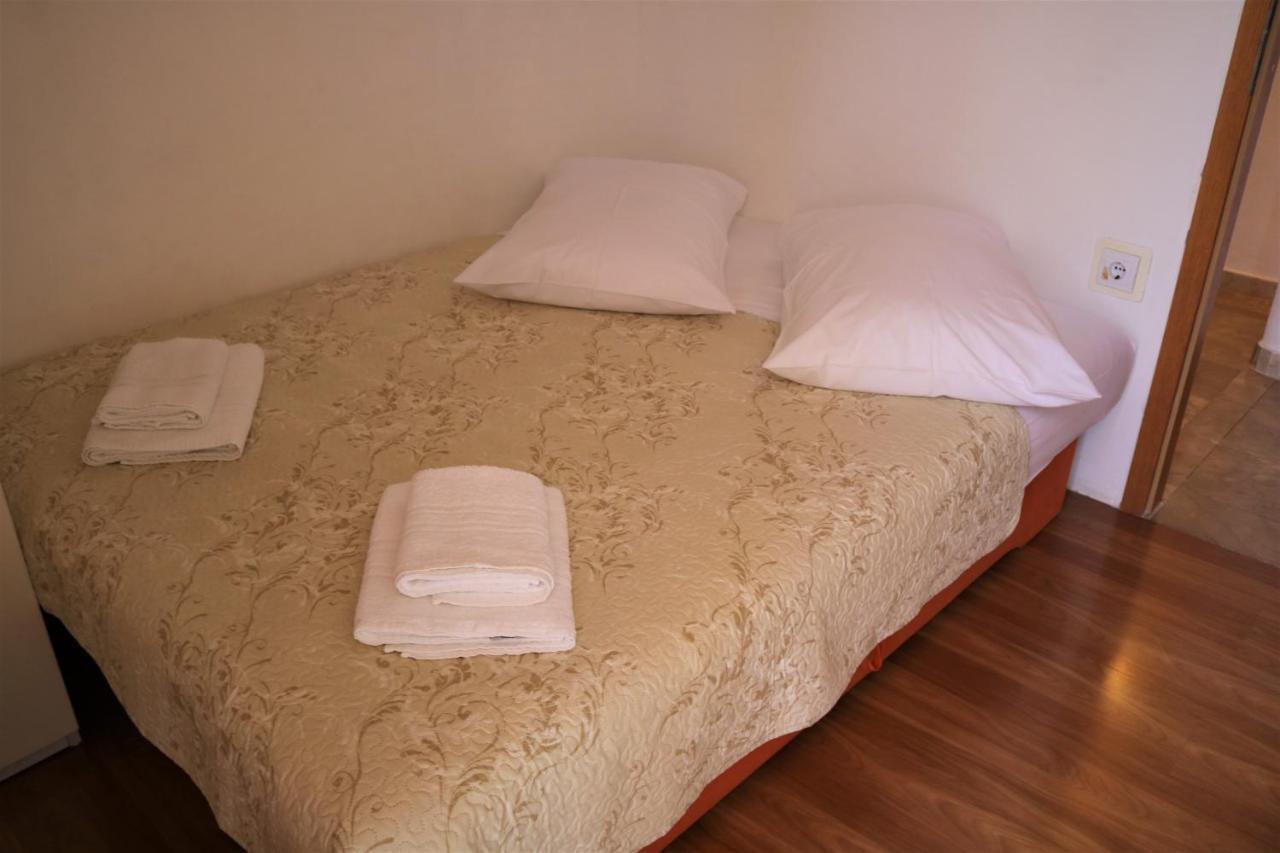 Apartment Topic Baska Voda Bagian luar foto